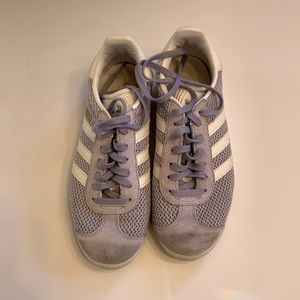 EUC Lavender Adidas Gazelles